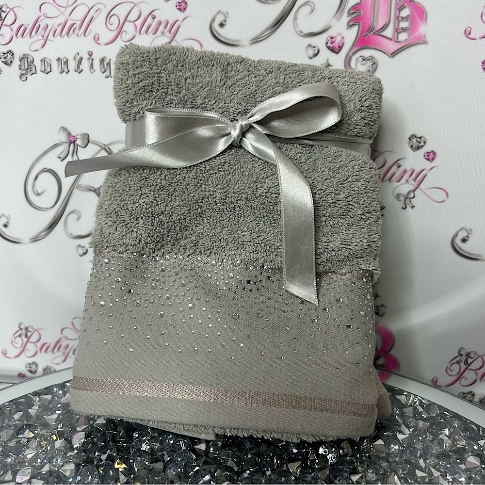 2 set hand towels bling rhinestone silver grey Towel Set with Silver Ribbon